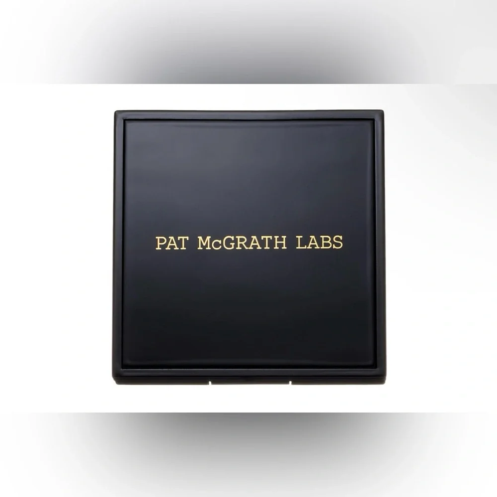 Pat McGrath- NIB | Skin Fetish: Divine Powder Blush - ‘Paradise Venus’ Full-Size